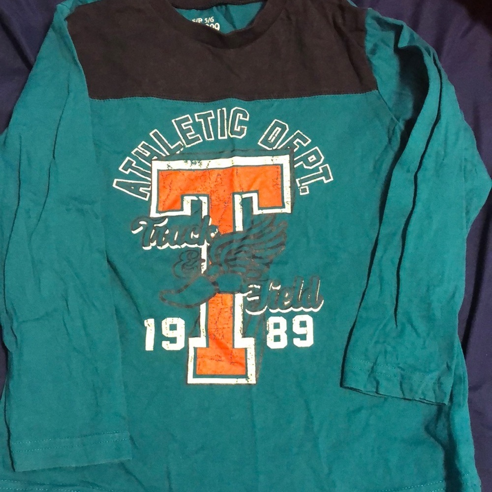 Long sleeve shirt